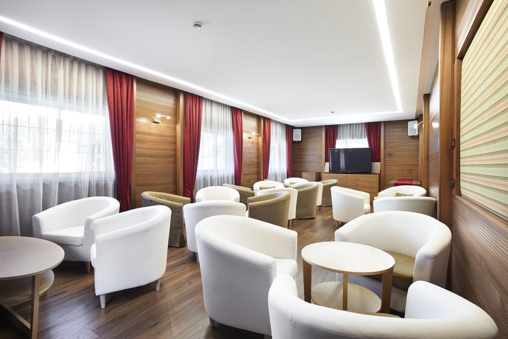 Hotel Haus Michaela Sappada Buitenkant foto